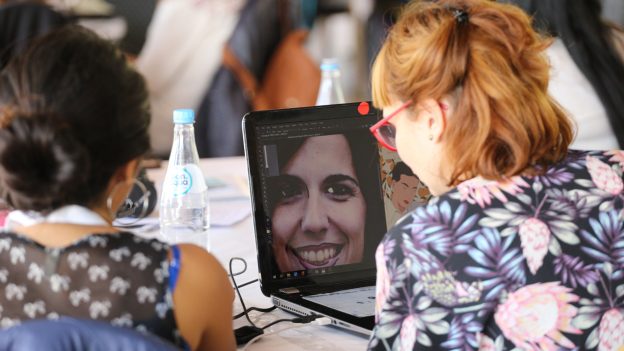 Mujeres en tecnología