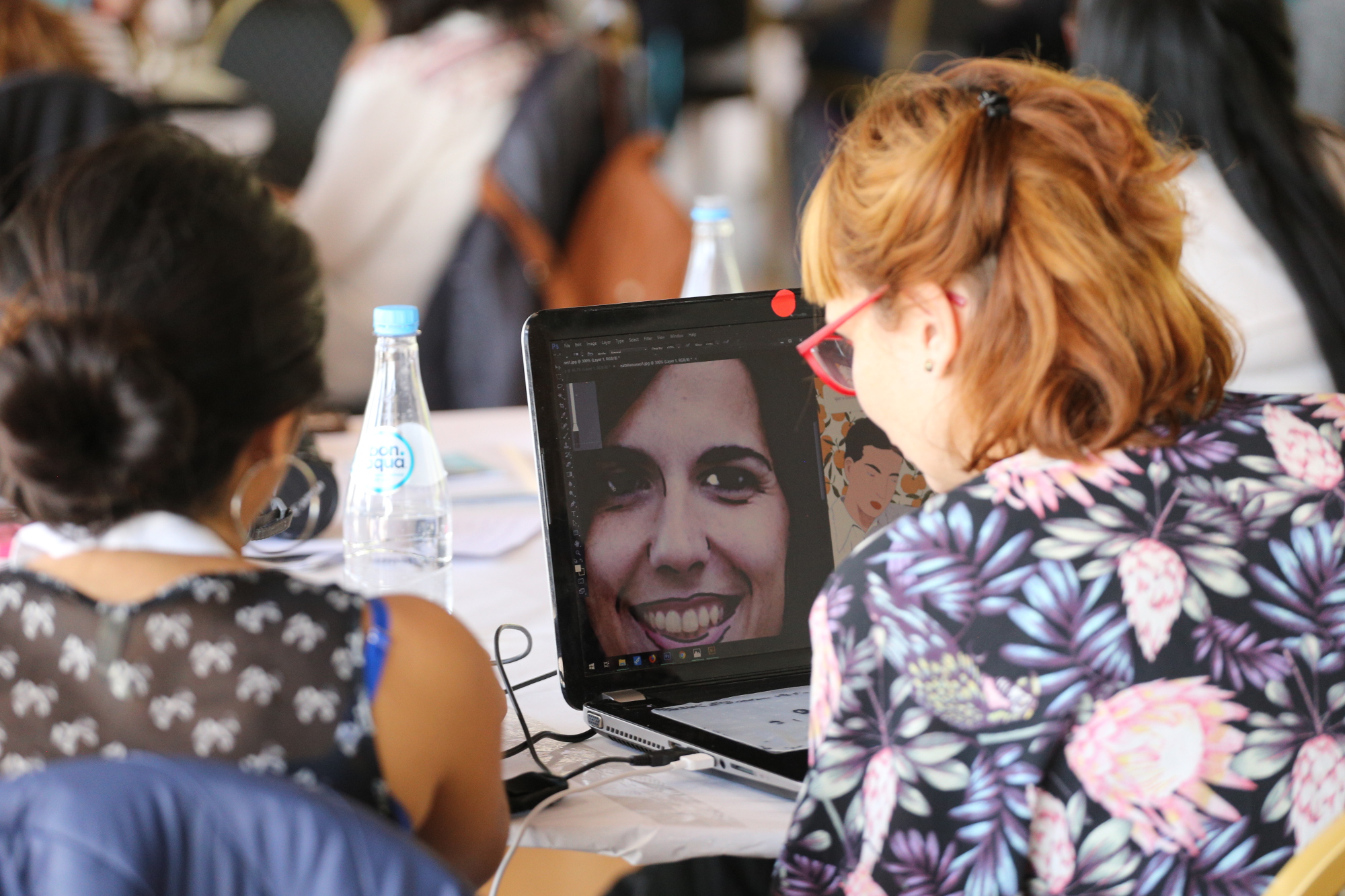 A promoção do empoderamento econômico e social das mulheres - Somos  Iberoamérica / Somos Ibero-América